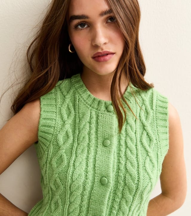 New Look Women's Bright Green Crew Neck Cable Knit Waistcoat New Look - 2