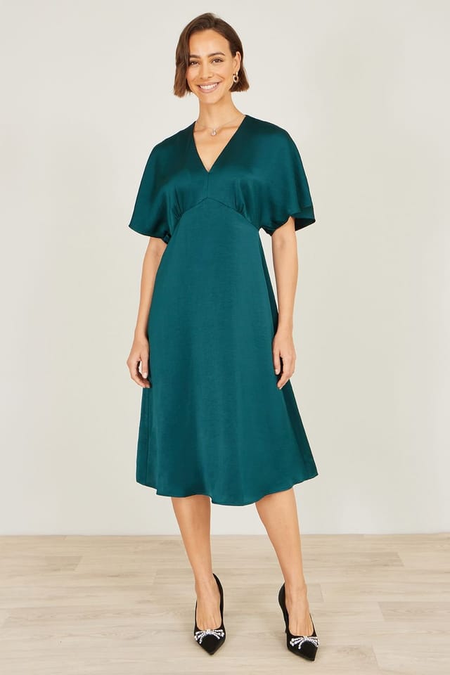 Yumi Yumi Women's Green Satin Midi Kimono Dress - 2
