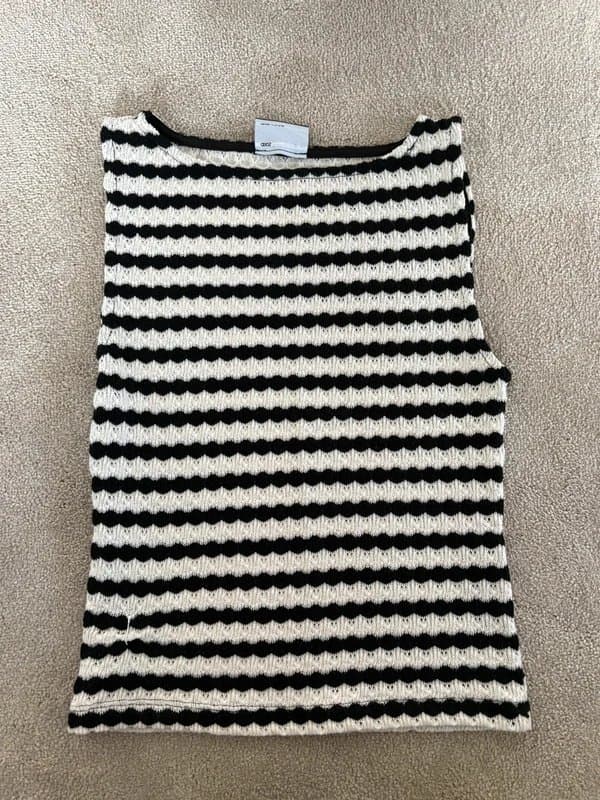 ASOS Design Women’s ASOS Black and Cream Crochet top