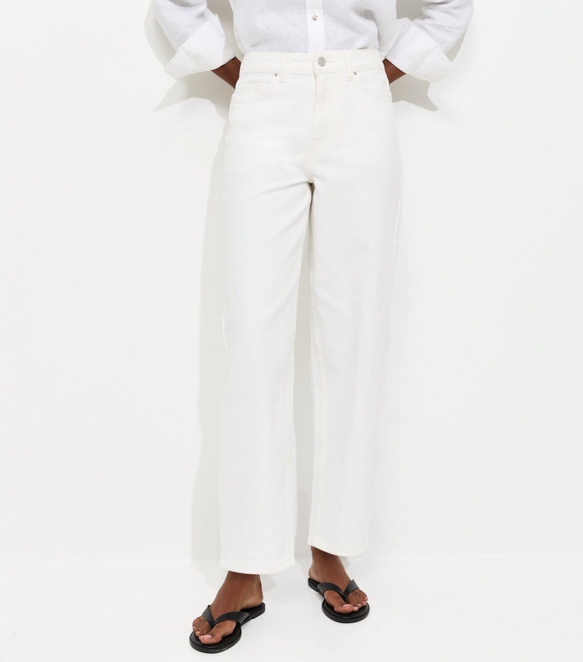 New Look Women's Off White Cropped Tapered Barrel Leg Jeans New Look - 4