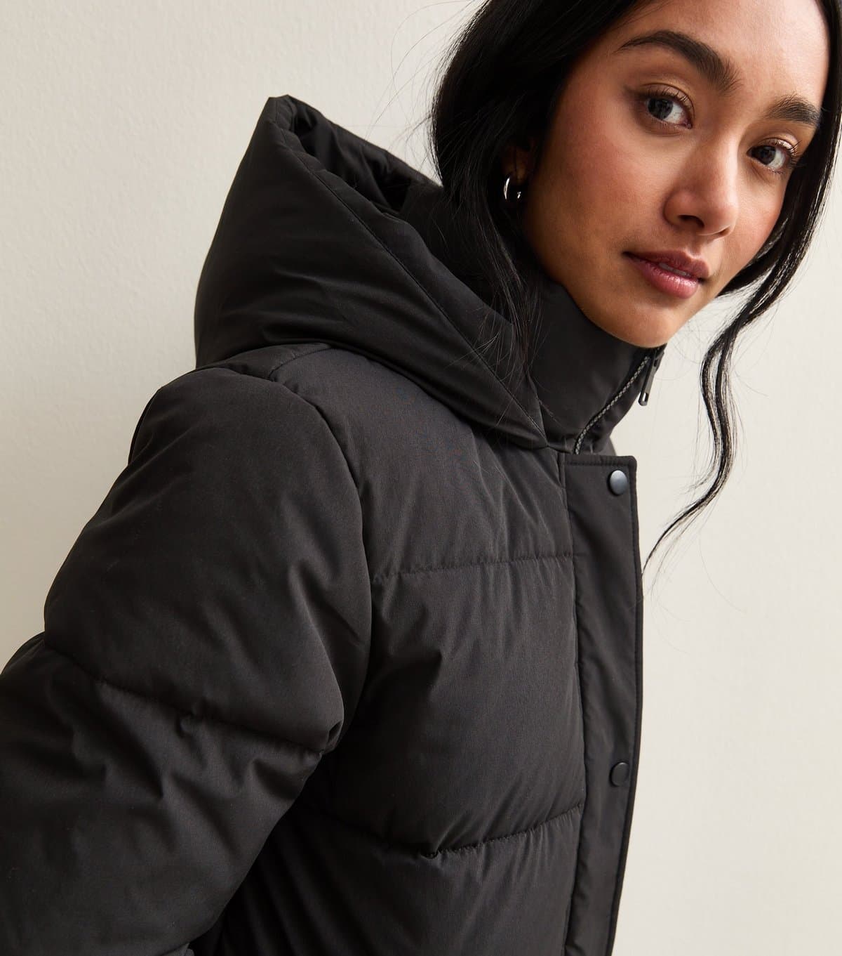 New Look Women's Black Panelled Longline Puffer Coat New Look
