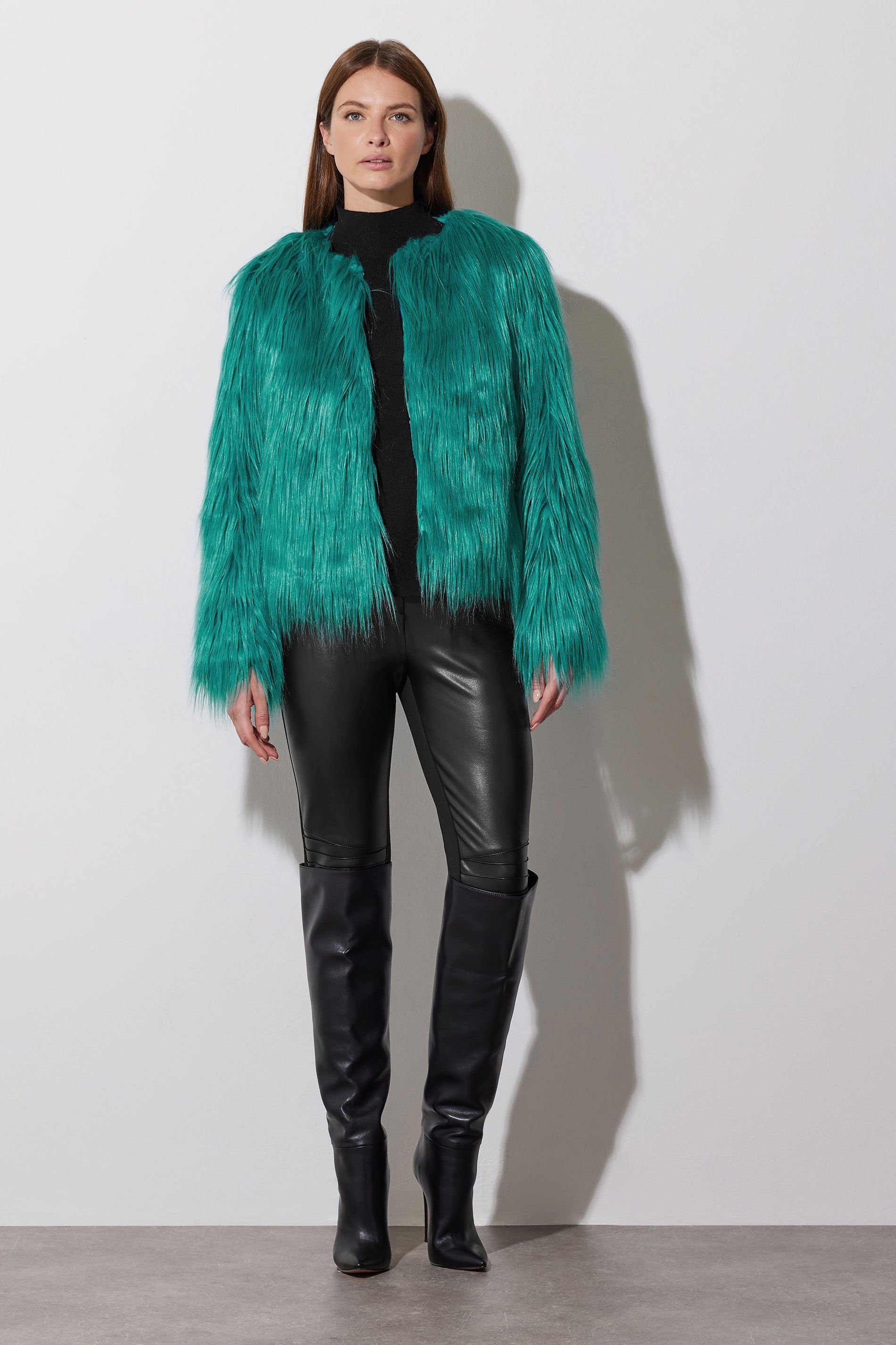 Star By Julien Macdonald Star by Julien Macdonald Women's Faux Fur Coat in Green - 3