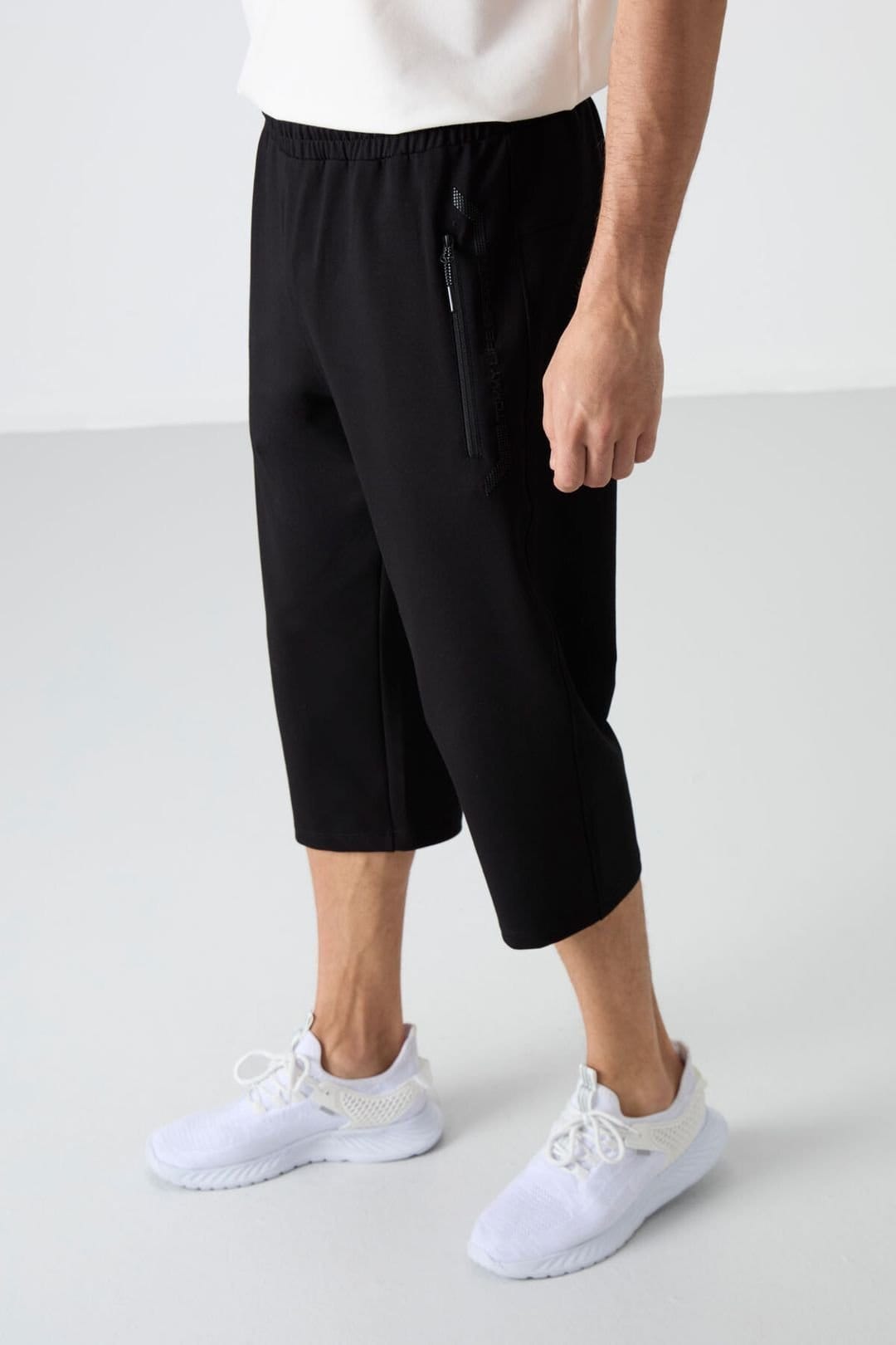 Tommy Life Tommy Life Men's Capri Cycling Shorts in Black - 4
