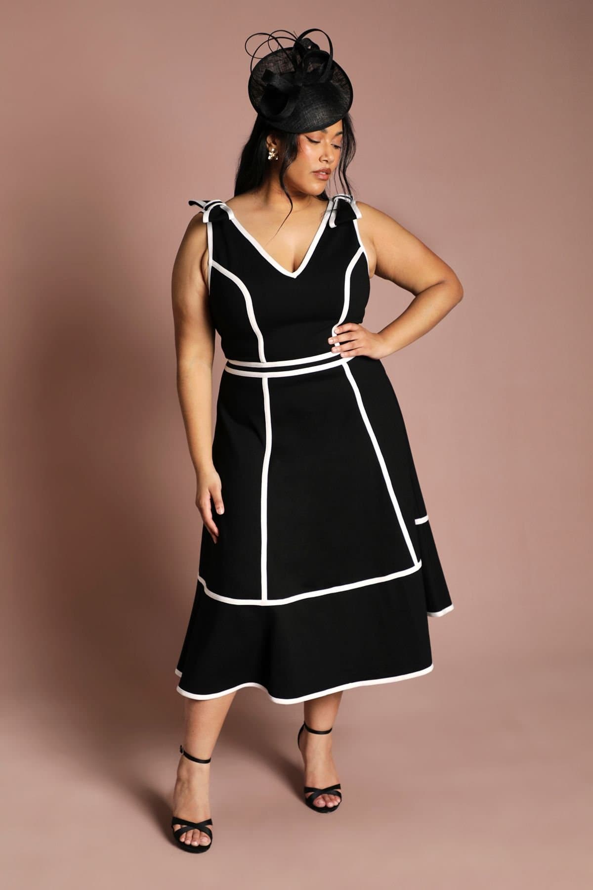 Coast Coast Women's Plus Ponte Piping Contrast Midi Dress in Black