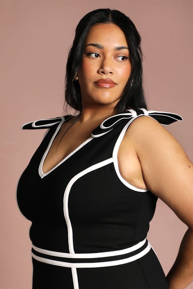 Coast Coast Women's Plus Ponte Piping Contrast Midi Dress in Black - 2