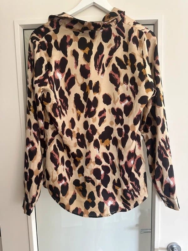 Never Fully Dressed Never Fully Dressed  leopard print blouse, size 10