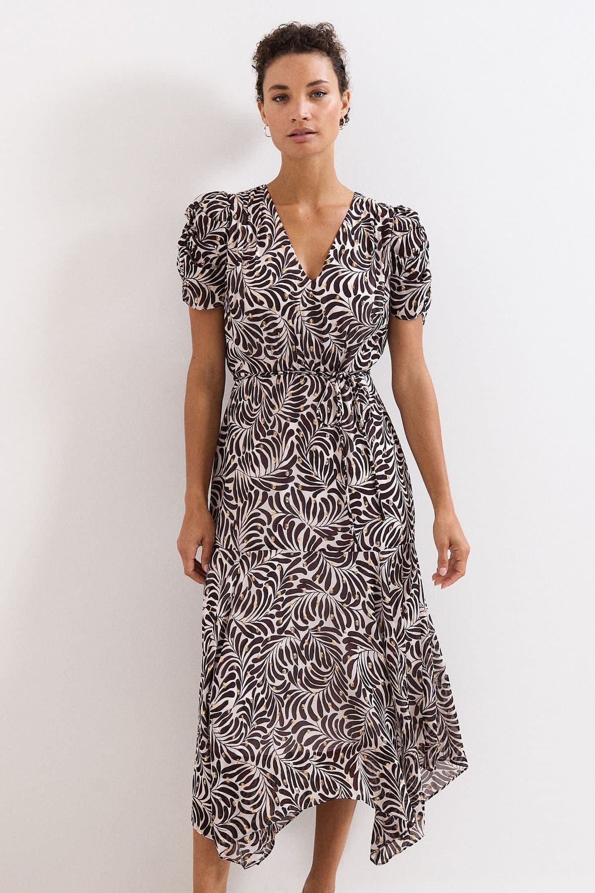 Phase Eight Phase Eight Women's Verity Shimmer Dress in Light Beige