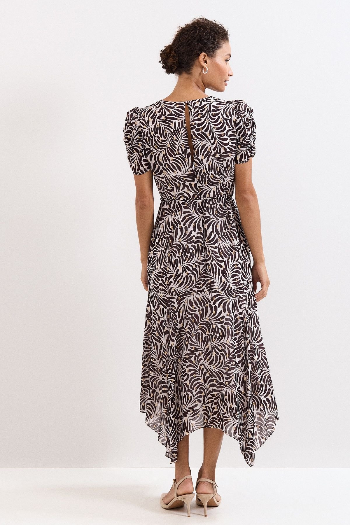 Phase Eight Phase Eight Women's Verity Shimmer Dress in Light Beige - 4