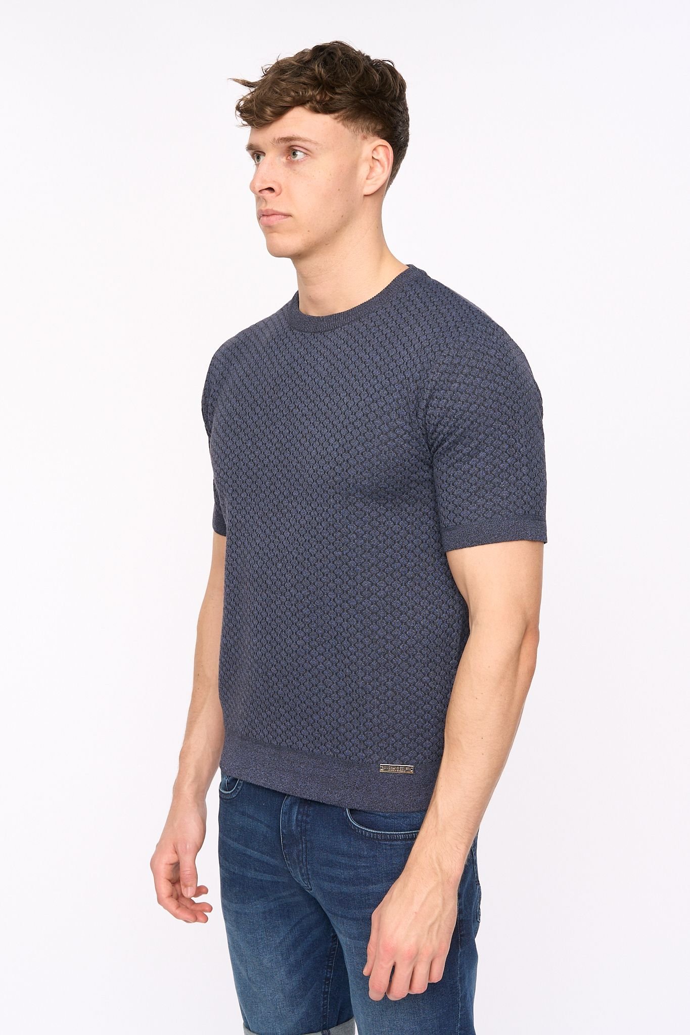 Duck and Cover Duck and Cover Men's Mataso Structured Knitted T-Shirt with Metal Badge in Navy - 2