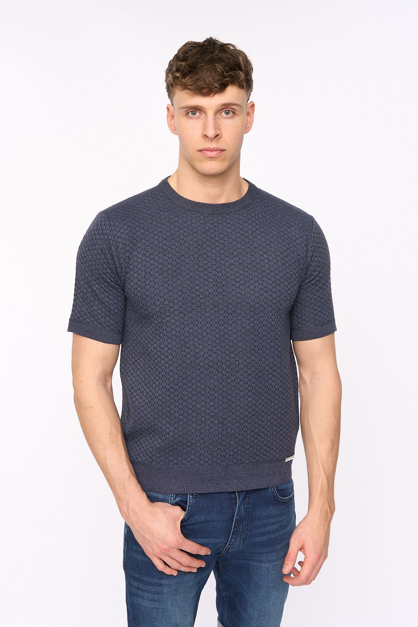 Duck and Cover Duck and Cover Men's Mataso Structured Knitted T-Shirt with Metal Badge in Navy - 3