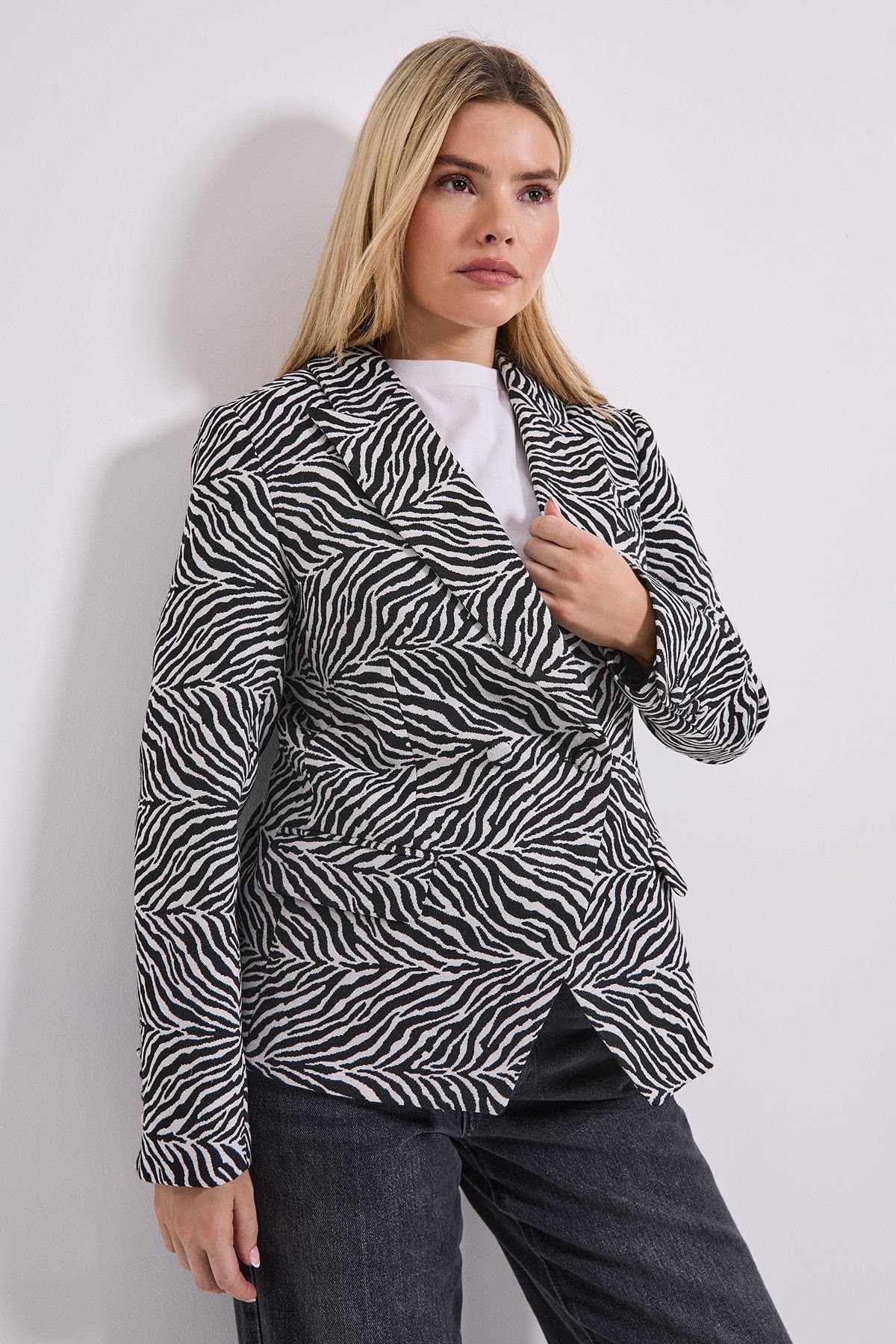 Dorothy Perkins Dorothy Perkins Women's Zebra printed Double Breasted Blazer
