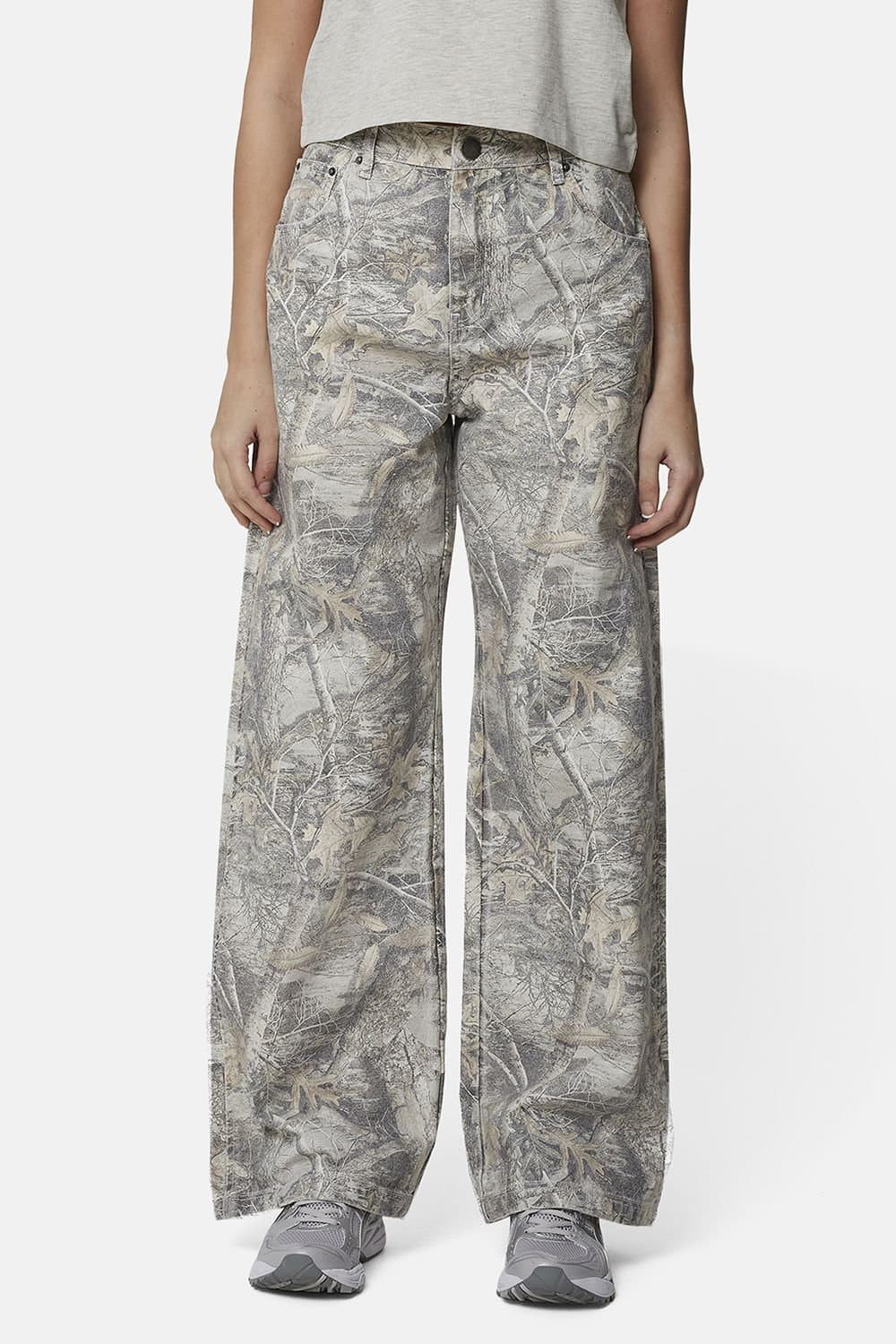 GOOD FOR NOTHING Good For Nothing Baggy Camo Print Denim Jeans In Beige