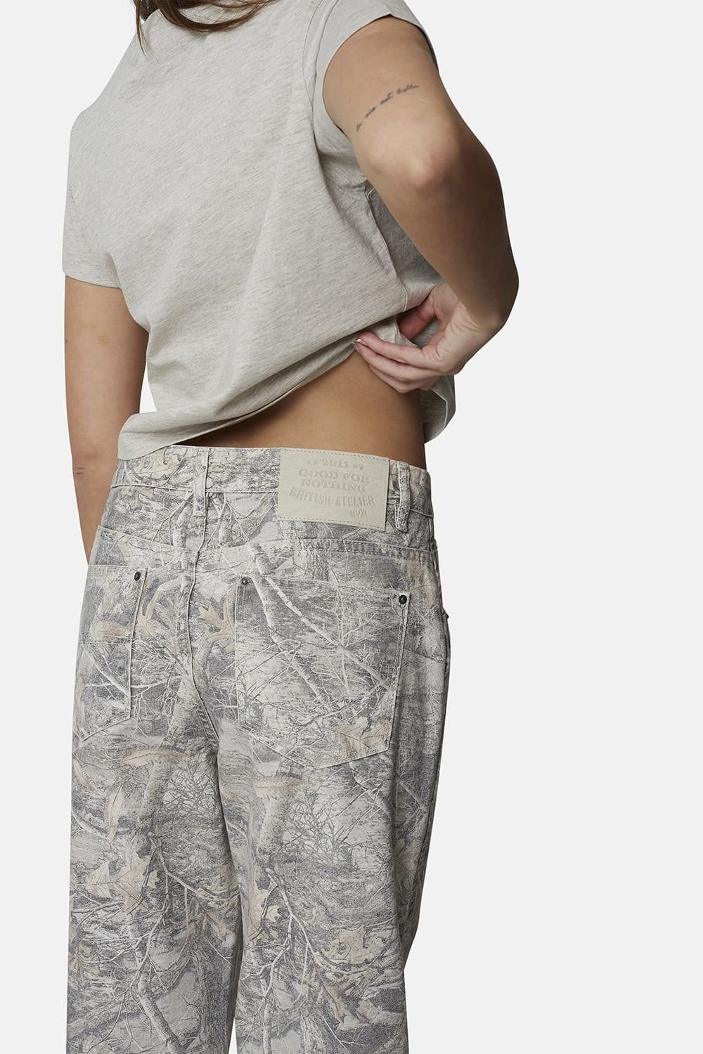 Good For Nothing Good For Nothing Women's Baggy Camo Print Denim Jeans in Beige - 4