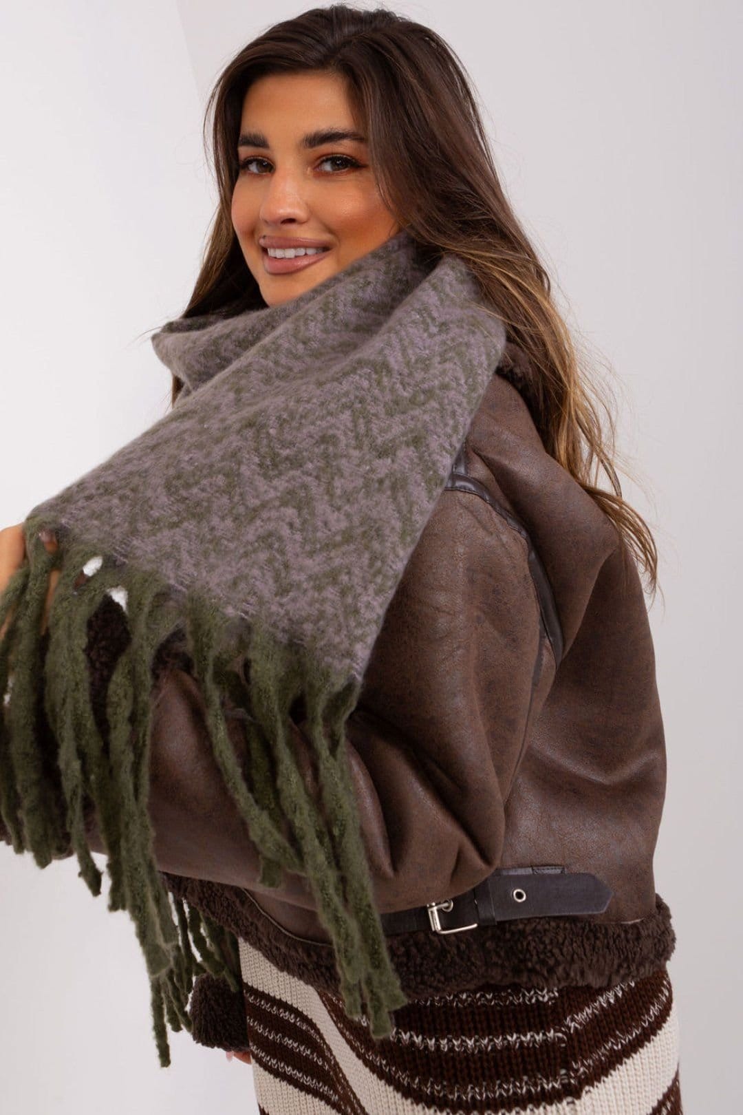 Love Lace Love Lace Women's Long Geometric Pattern Polyester Scarf with Tassels Extra Warm in Green - 4
