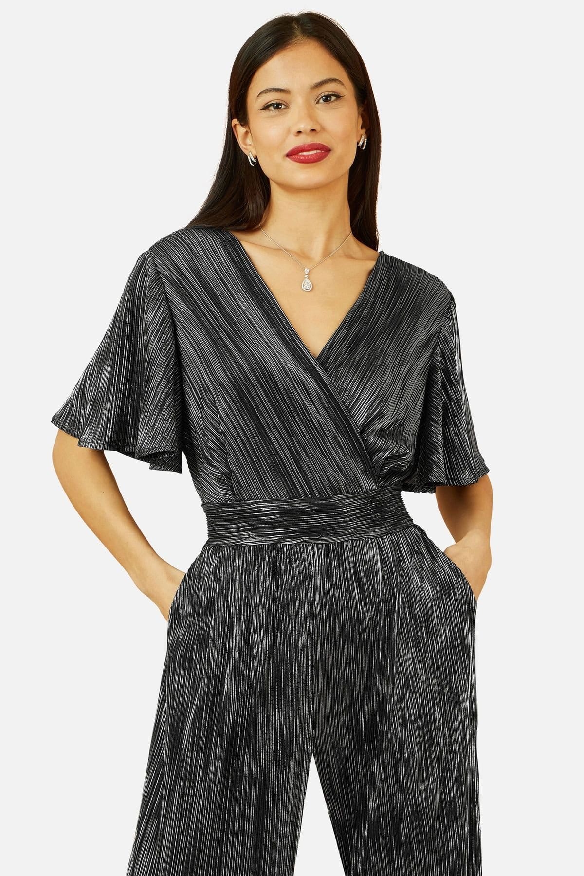 Yumi Yumi Women's Black Metallic Pleated Jumpsuit With V Neck - 4