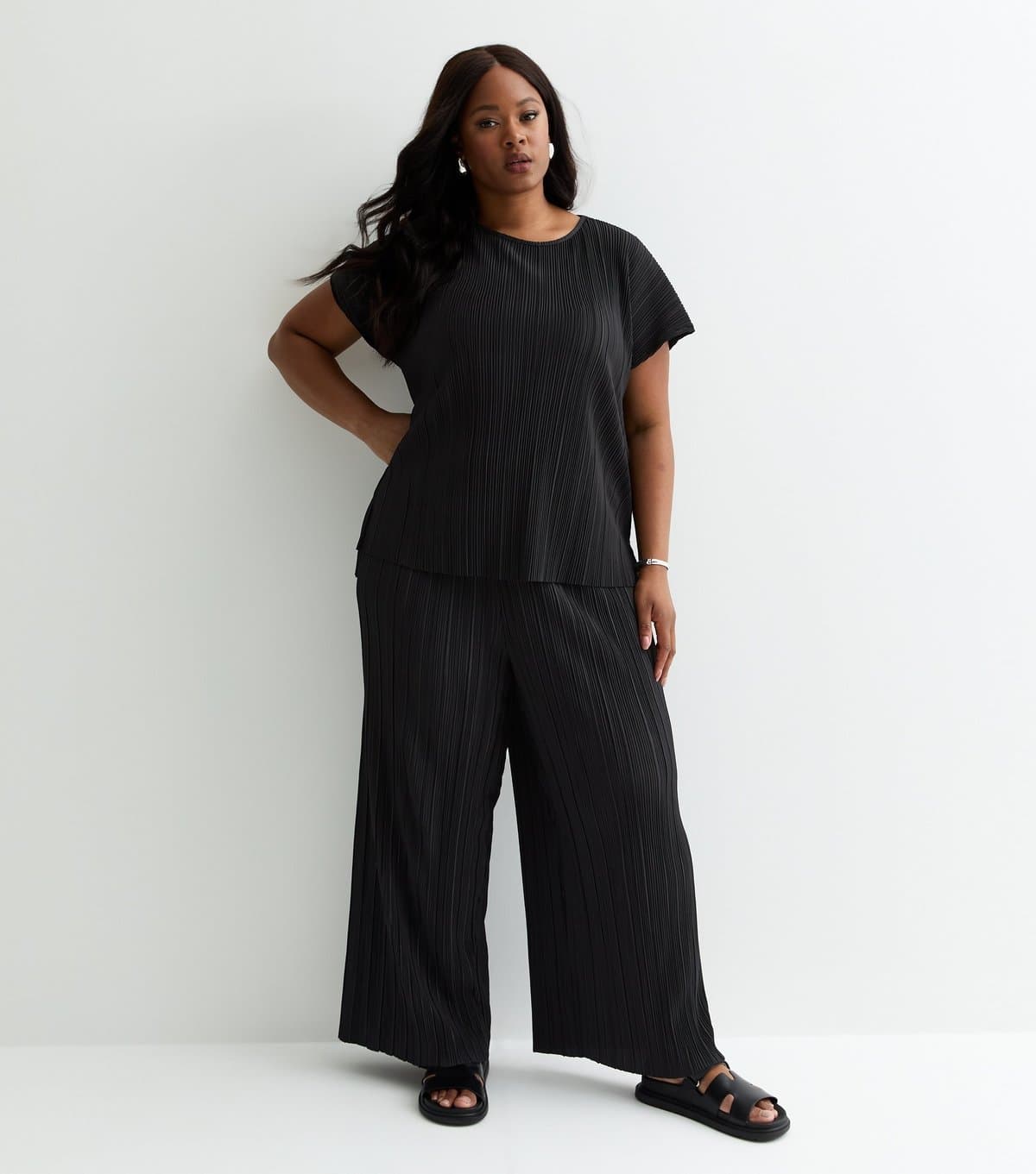 New Look Women's Plus Size Black Plissé Wide Leg Trousers Curves New Look