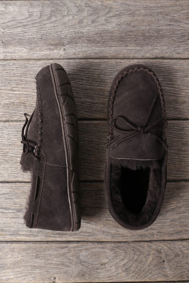 WoolOvers WoolOvers Men's Mens Hard Sole Moccasin in Chocolate - 2