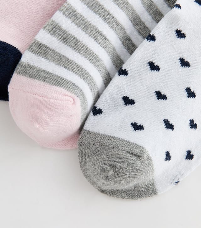 New Look Pack of 4 Multicolour Patterned Trainer Socks New Look - 2