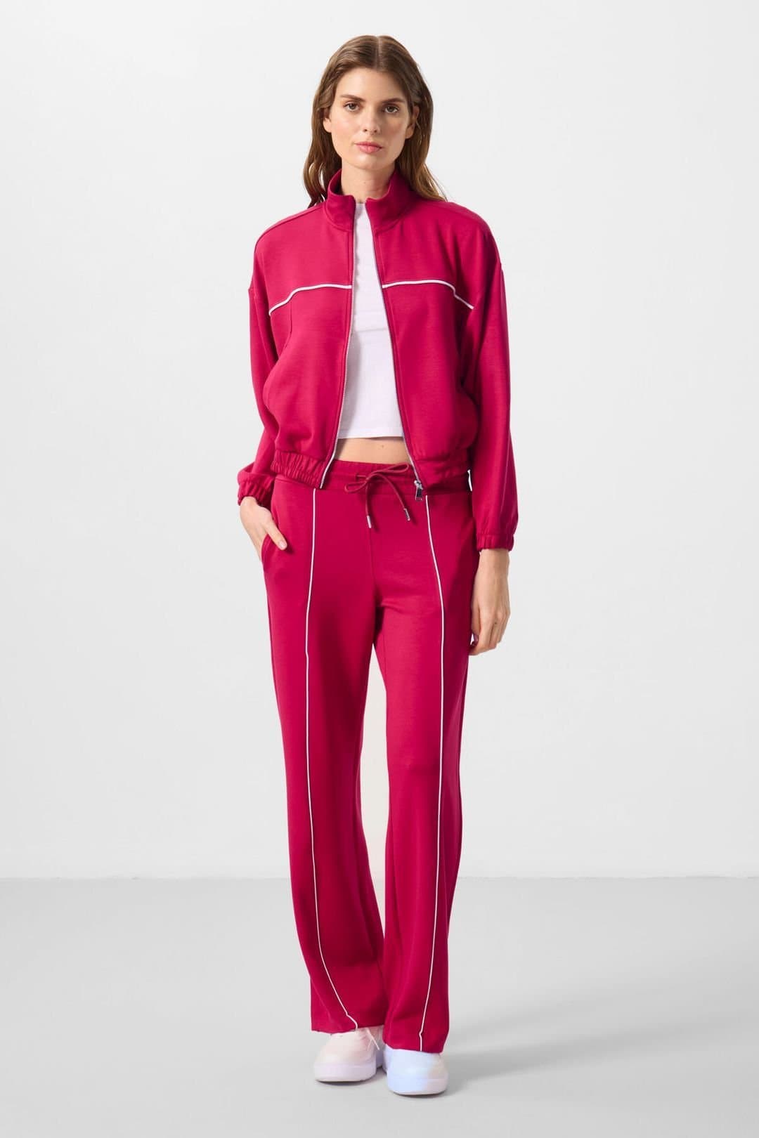 Tommy Life Tommy Life Women's Oversized Zip-collar Tracksuit Set in Bright Pink