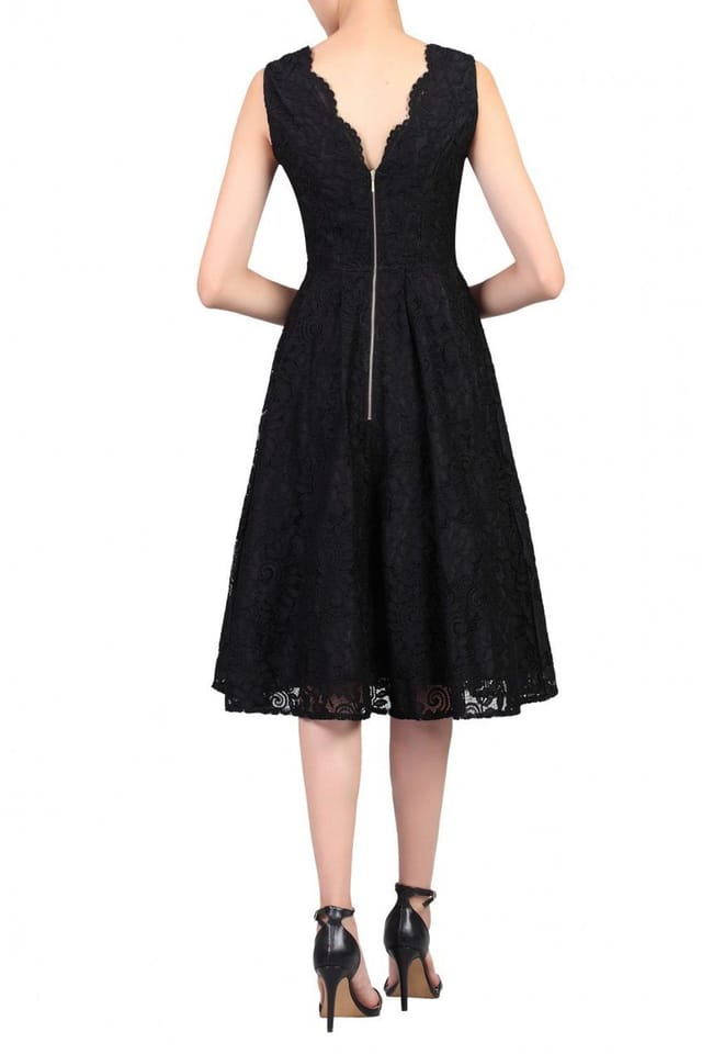 Jolie Moi Jolie Moi Women's V Neck Pleated Lace Prom Dress in Black - 2