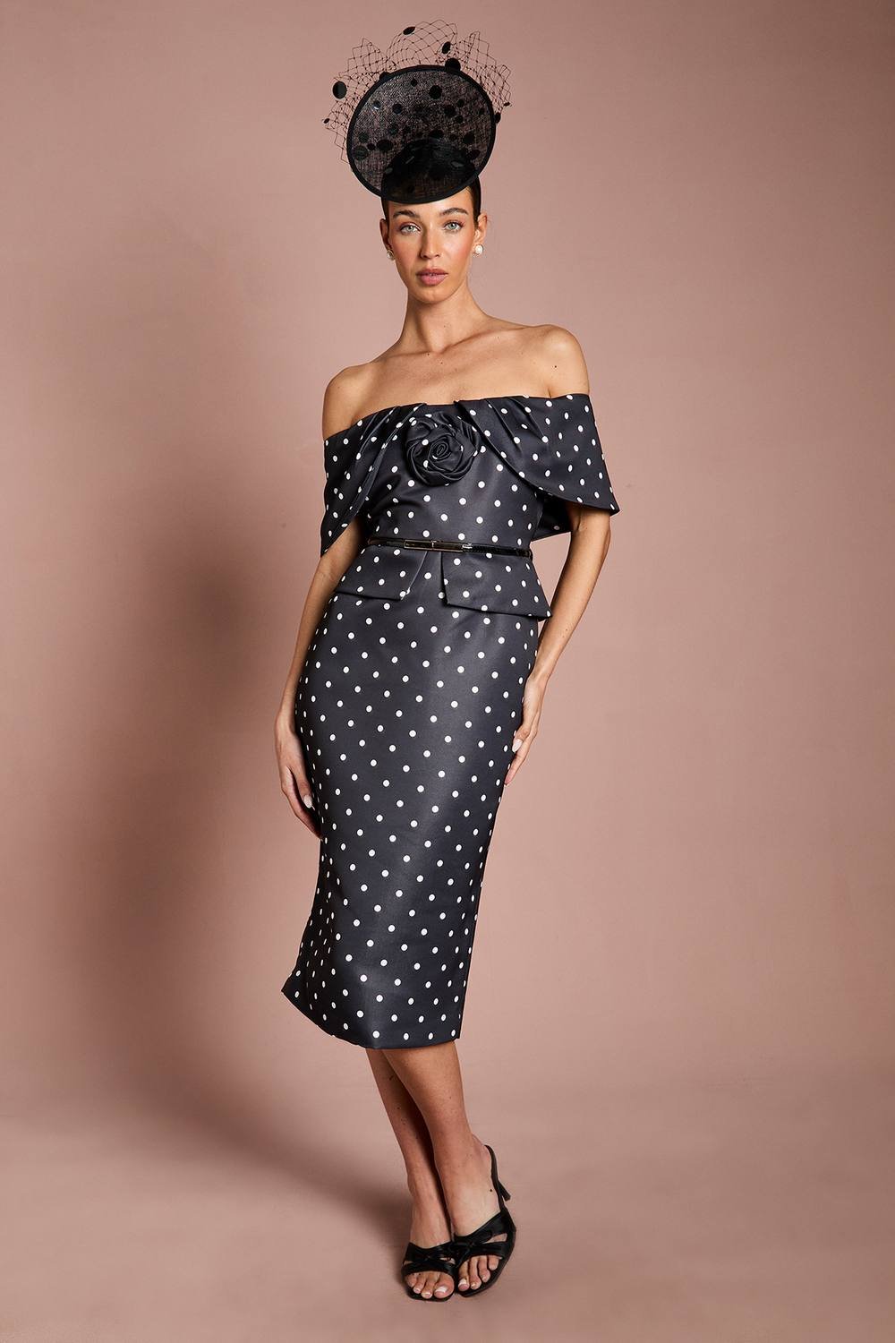 Coast Coast Women's Petite Lisa Tan Spot Print Corsage Off-The Shoulder Pencil Dress in Black - 2