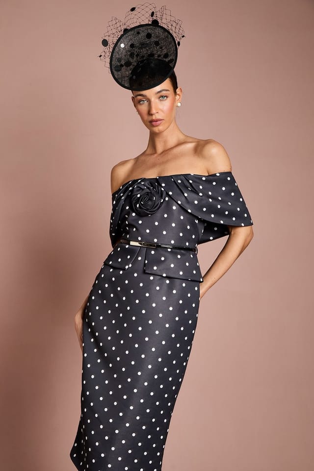 Coast Coast Women's Petite Lisa Tan Spot Print Corsage Off-The Shoulder Pencil Dress in Black - 2