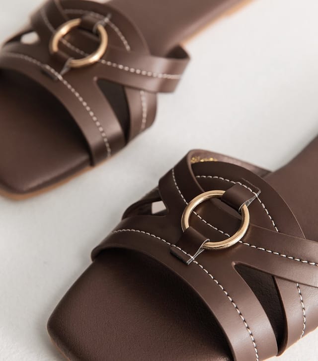 New Look Women's Brown Faux Leather Contrast Stitch Hardware Detail Flat Sandals Vegan New Look - 3