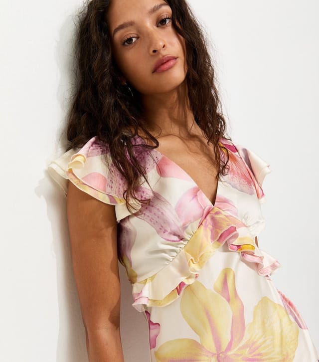 Unknown Women's Cream Satin Orchid Print Flutter Sleeve Midi Dress  New Look - 2