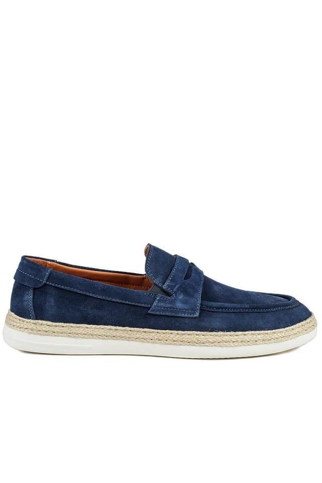 Jones Bootmaker Jones Bootmaker Men's Redhill Leather Casual Slip On Shoes in Navy - 2
