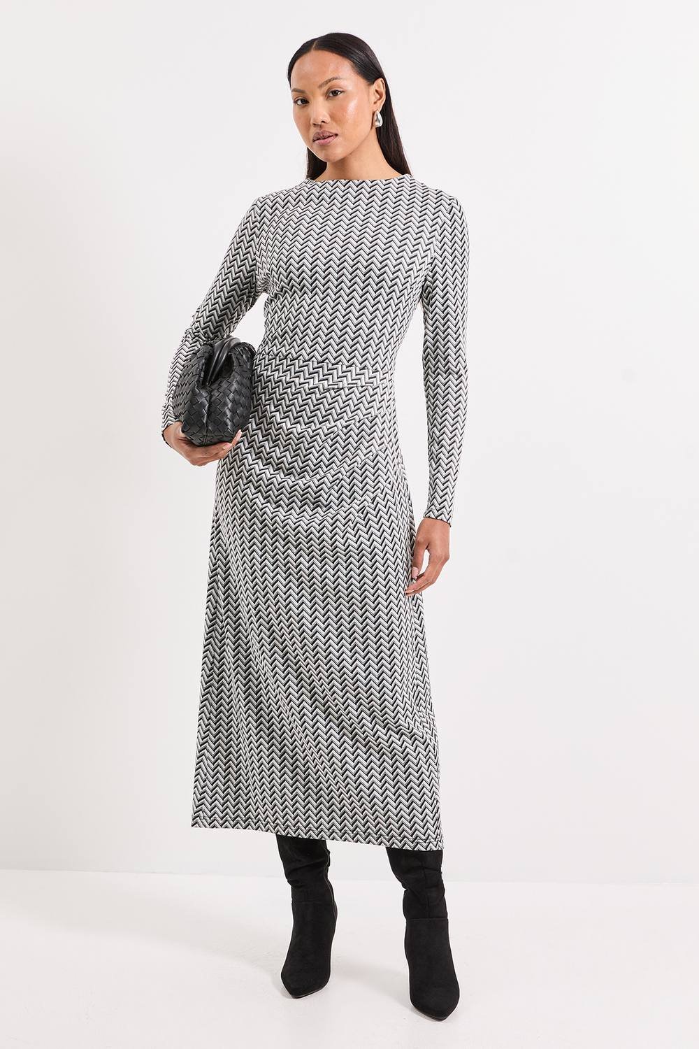 Principles Principles Women's Ponte Jacquard Ruched Maxi Dress in Mono - 2