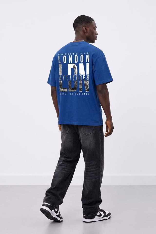 LONDON ATTITUDE LONDON ATTITUDE Men's Fearless Street Culture Oversized Heavyweight Graphic T-Shirt in Royal - 3