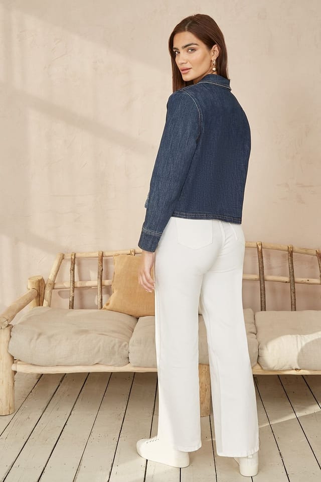 Yumi Yumi Women's Blue Denim Jacket With Patch Pockets - 3