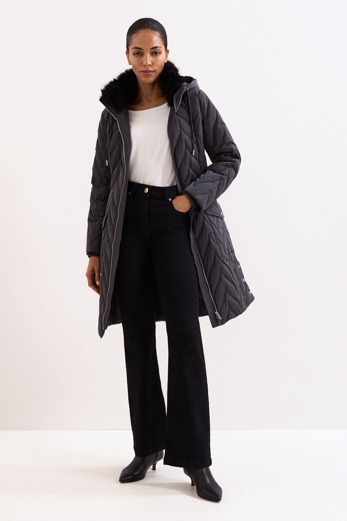 Phase Eight Phase Eight Women's Hollie Midi Puffer in Dark Grey - 3