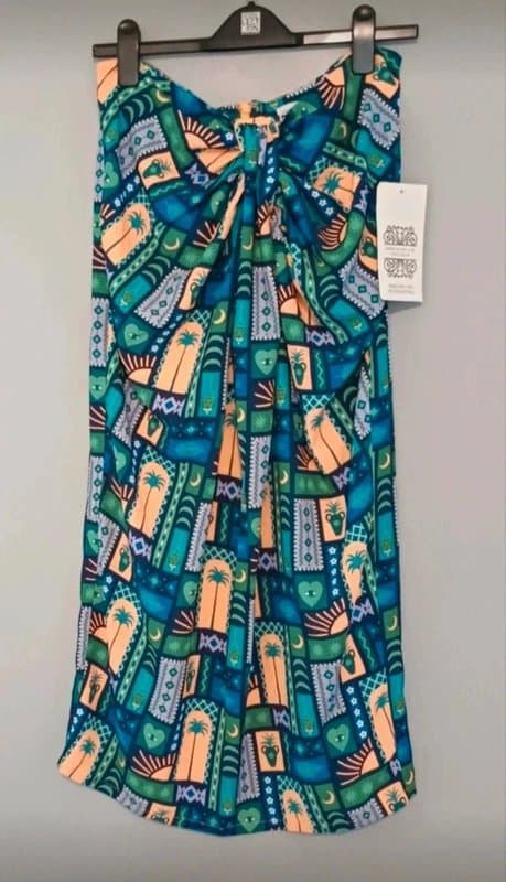 Never Fully Dressed Never Fully Dressed Multicolour Ruched Midi Dress - size 14