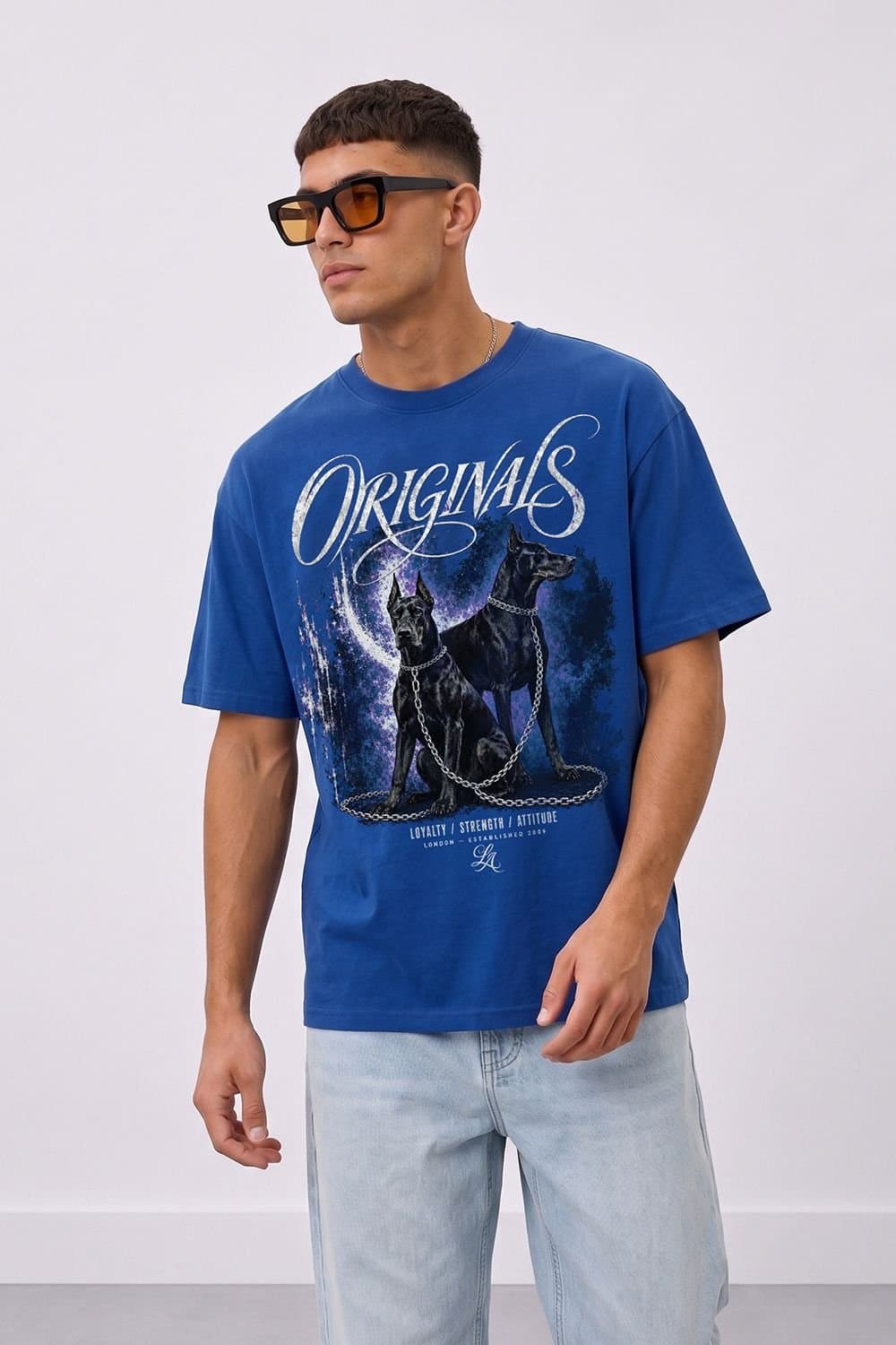 LONDON ATTITUDE LONDON ATTITUDE Men's Doberman Oversized Heavyweight Graphic T-Shirt in Royal
