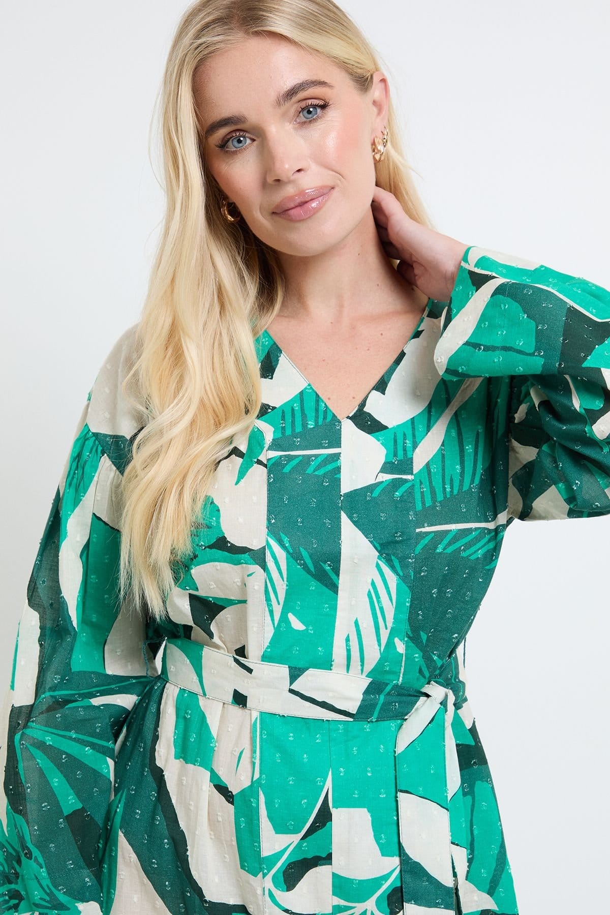 Wallis Wallis Women's Petite Summer Tropical Midi Dress in Green - 4