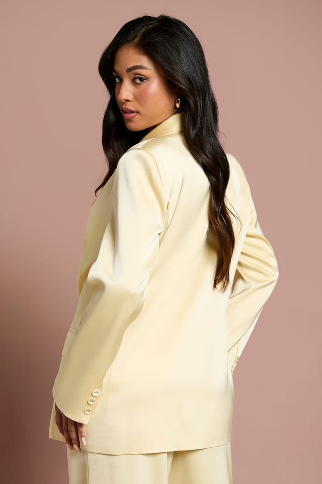 Coast Coast Women's Petite Satin Double Breasted Blazer in Lemon - 3