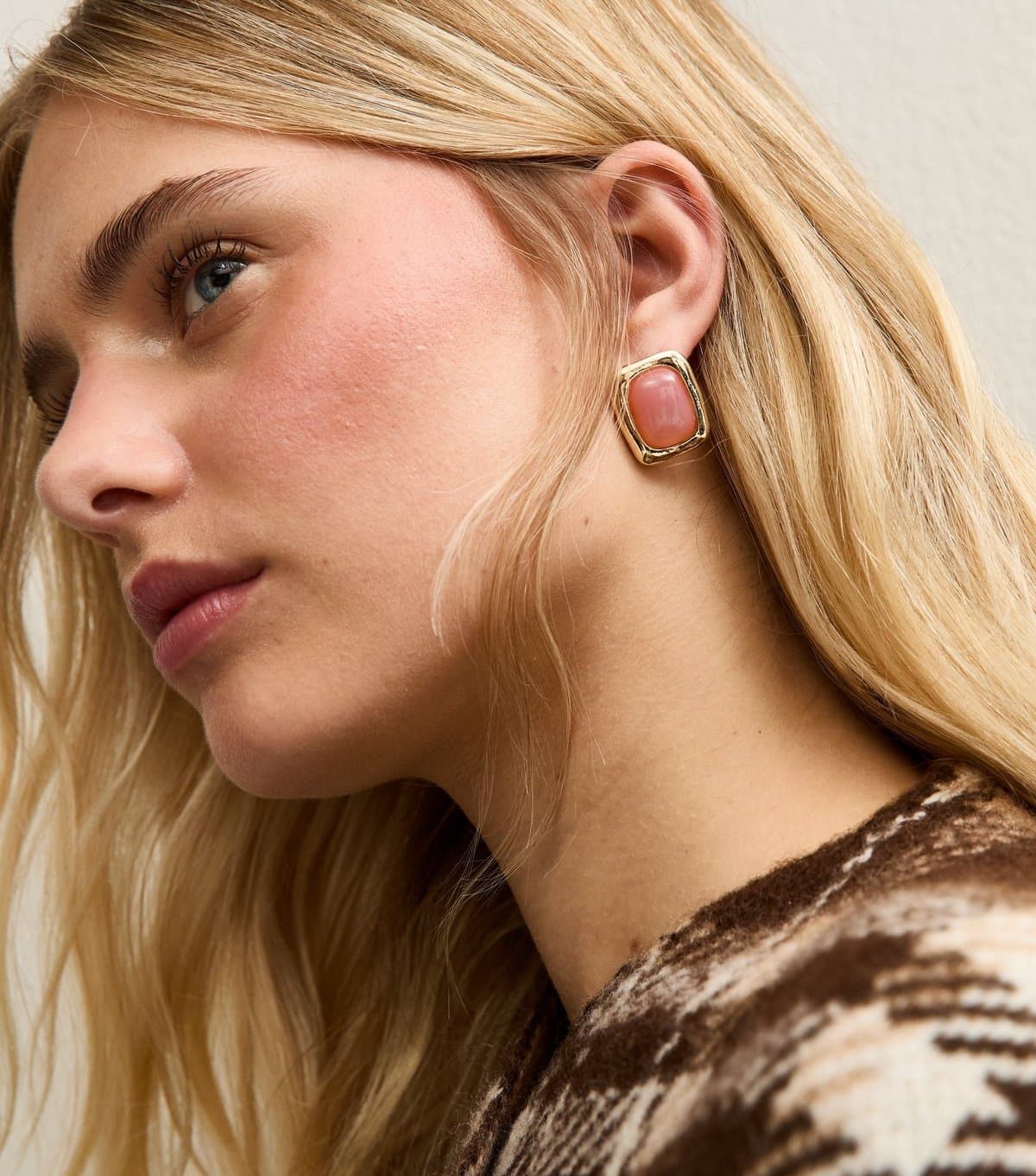 New Look New Look Gold Tone Coral Puff Square Stud Earrings