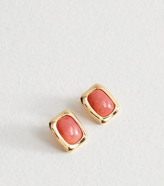 New Look Gold Tone Coral Puff Square Stud Earrings. New Look - 3