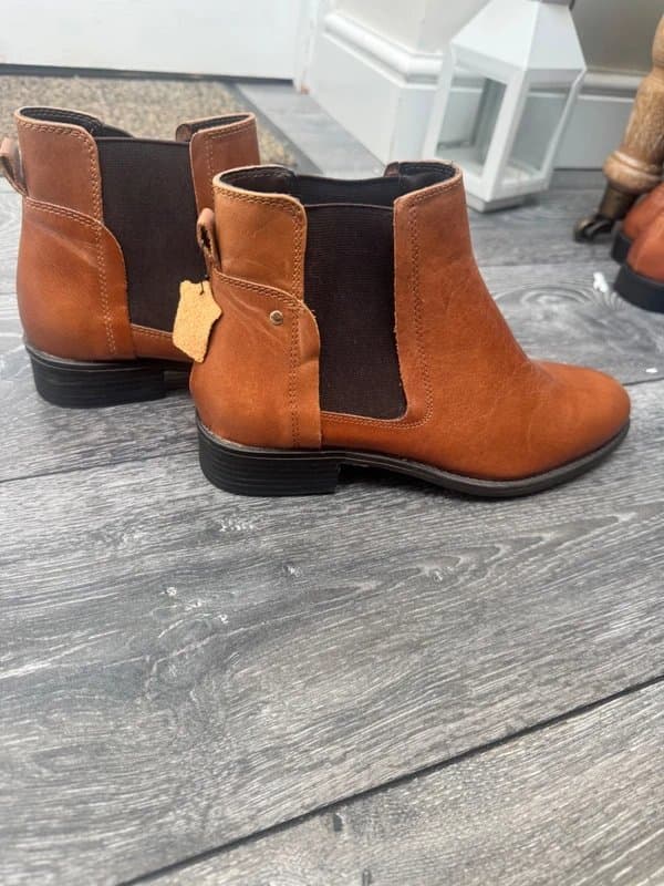 New Look New Look Brown leather ankle boots