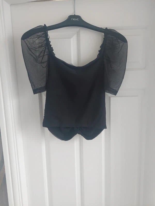 New Look Black New Look size M fitted top with v neck and sheer sleeves and ruched detail
