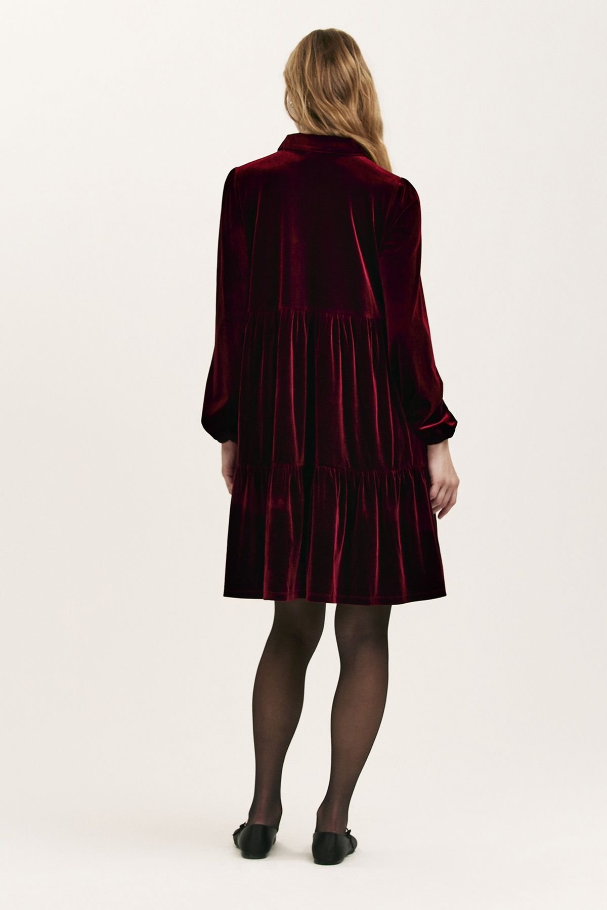 Finery London Finery London Women's Rosanna Velvet Mini Shirt Dress in Wine - 3