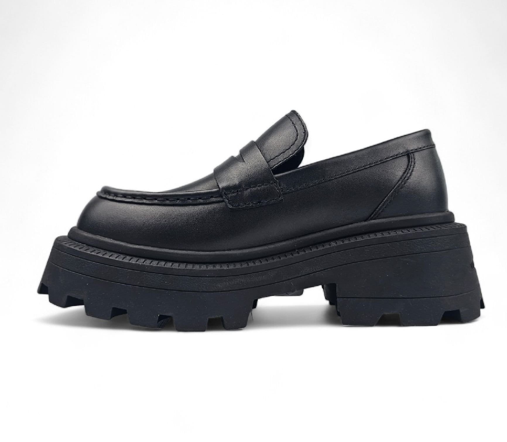 Windsor Smith Windsor Smith Women's Leather Chunky Loafers - True in Black - 4