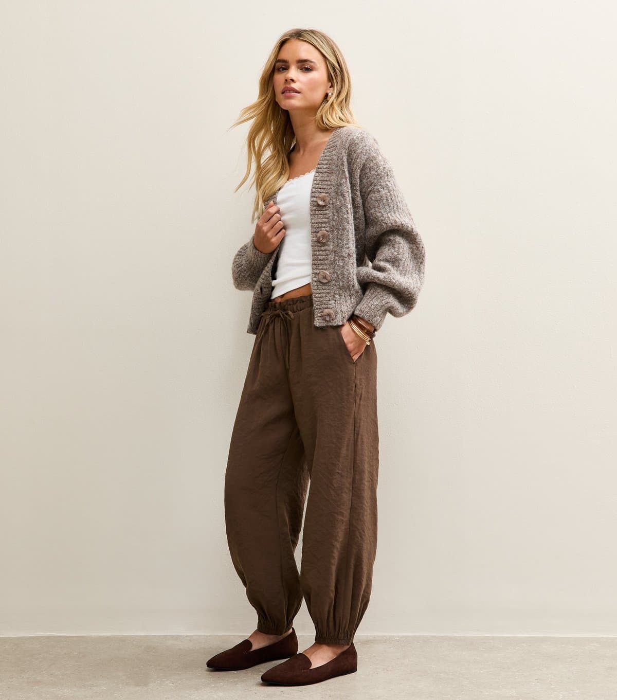 New Look Women's Petite Dark Brown Drawstring Cuffed Joggers New Look