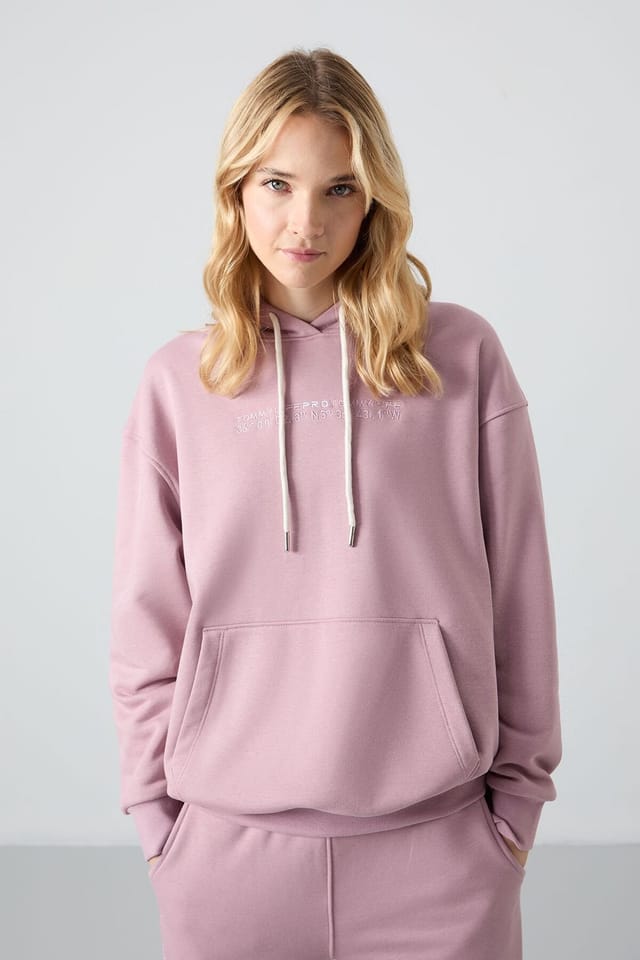 Tommy Life Tommy Life Women's Oversized Hooded Sweatshirt & Pants Set in Mauve - 2