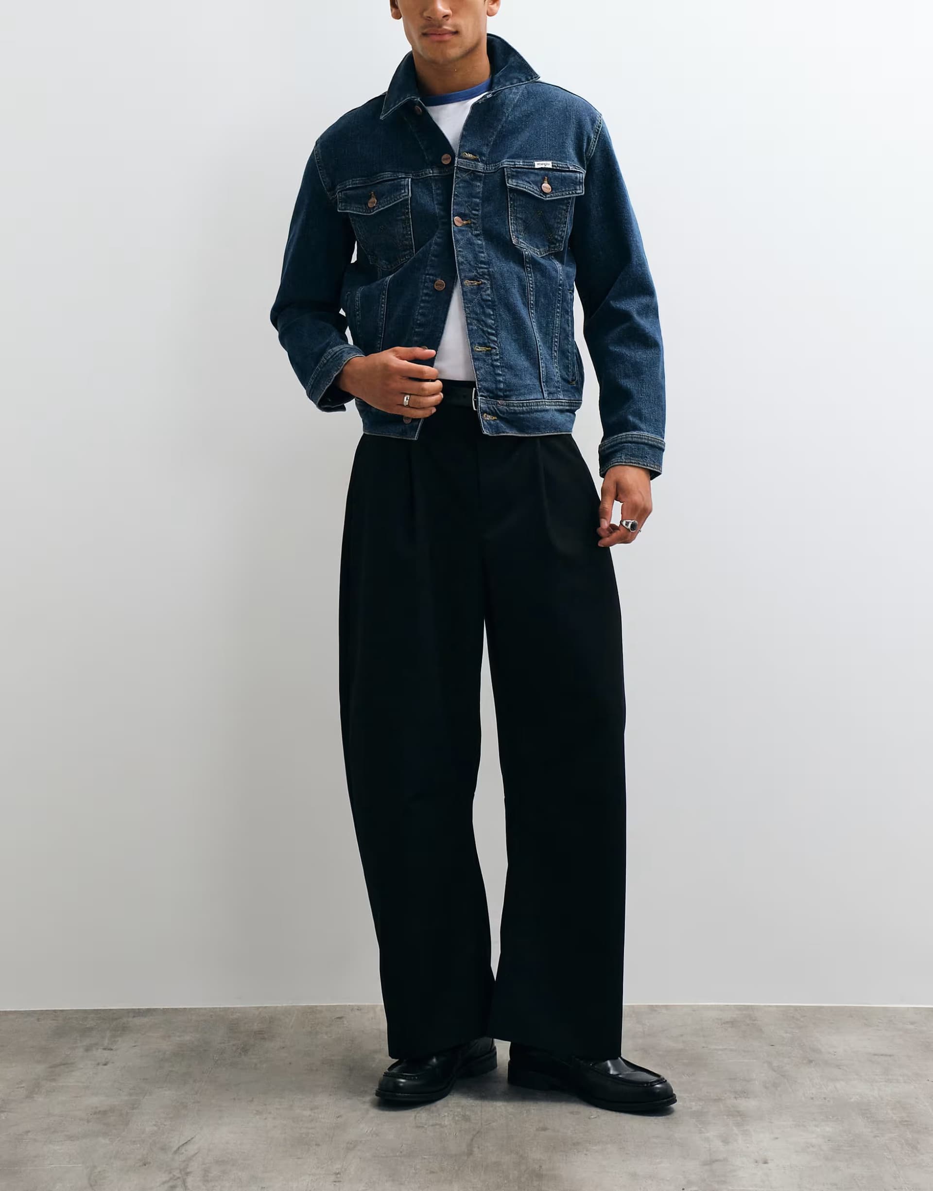 ASOS ASOS DESIGN tailored barrel trousers in black
