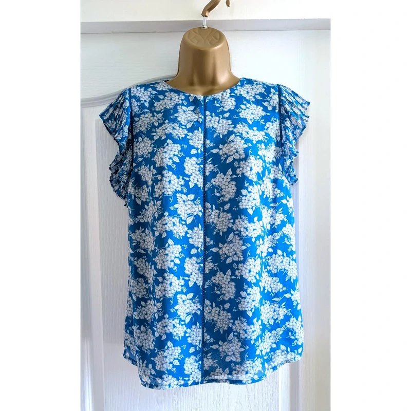 Oasis Oasis Blue Floral Chiffon Blouse Pleated Cap Sleeves Size 12 - 1