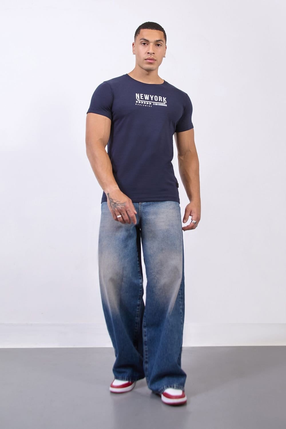 LONDON ATTITUDE LONDON ATTITUDE Men's Navy “New York Worldwide" Floral T-Shirt - 4