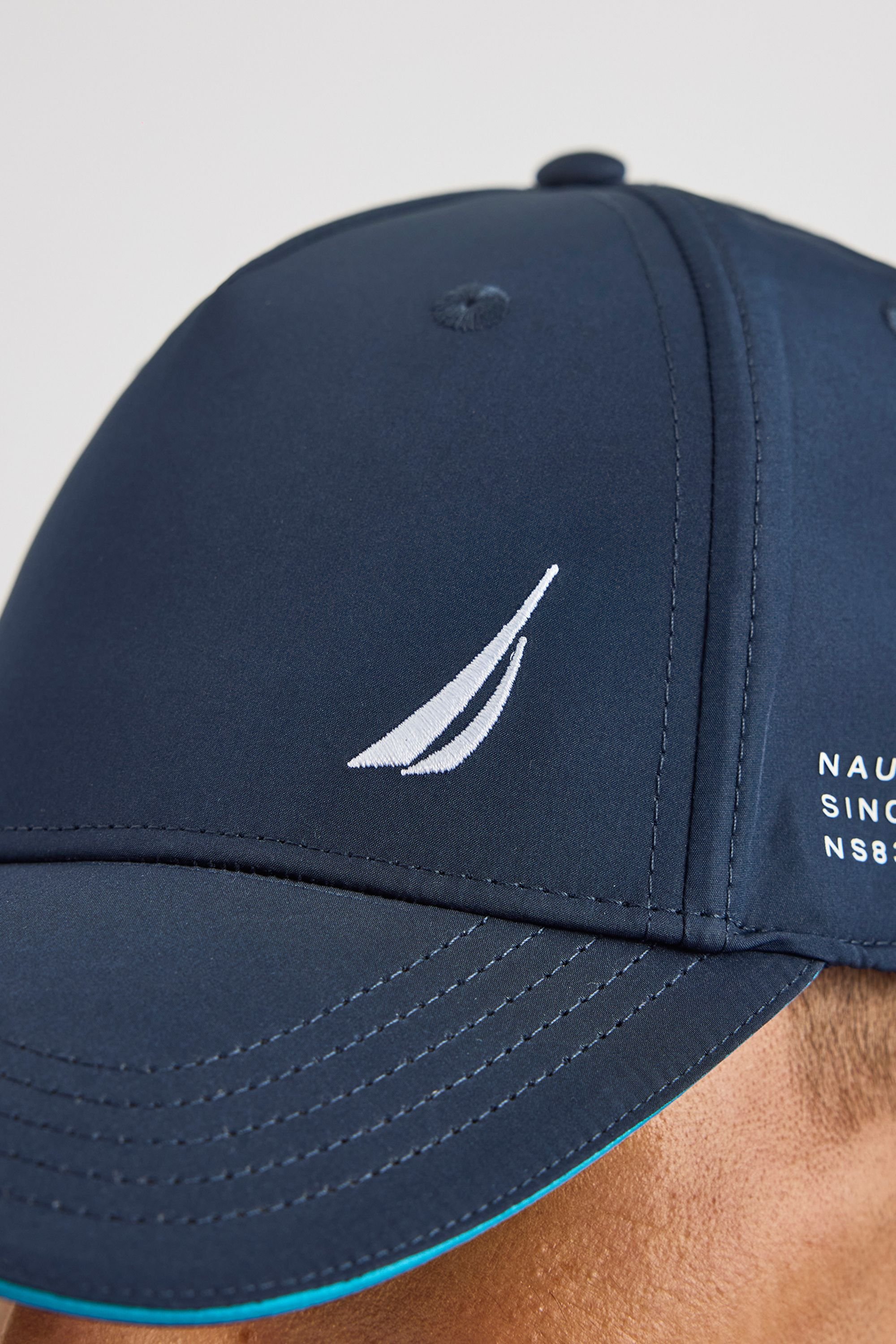 Nautica Nautica Men's Busby Snapback Cap in Dark Navy - 3