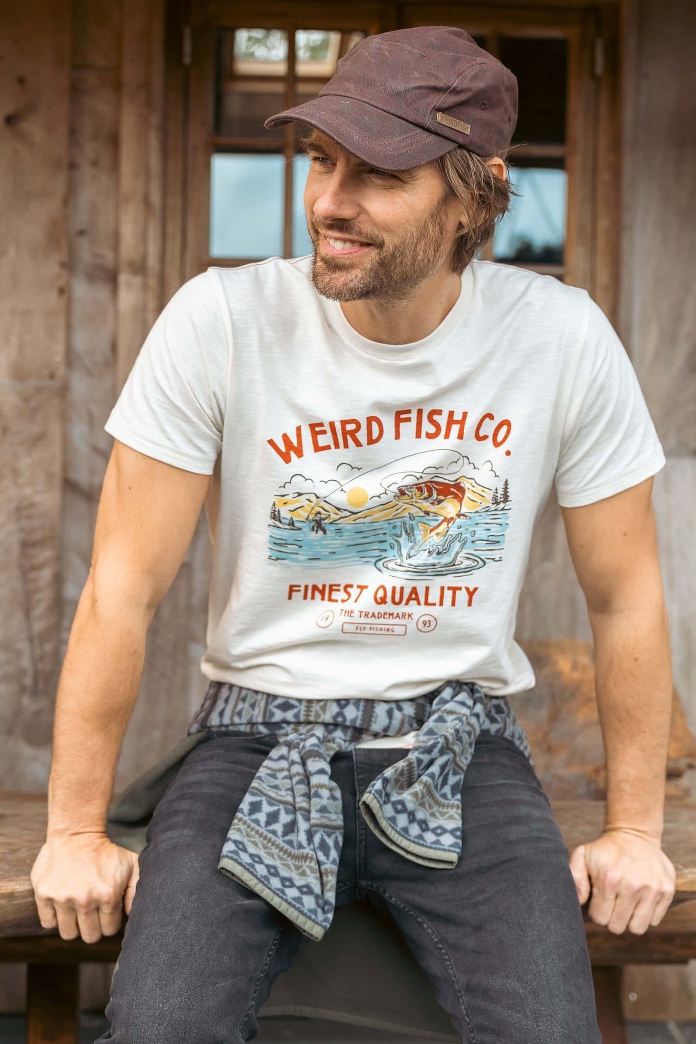 Weird Fish Weird Fish Men's Fish Out Of Water Front Print Graphic T-Shirt in Off-White
